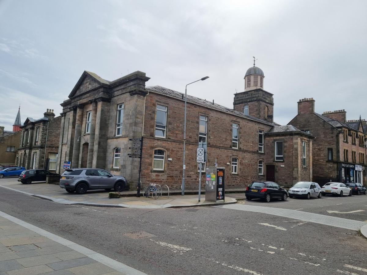 Stunning Spacious Apartment On River Ness Inverness Exterior foto